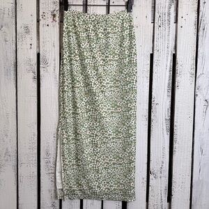 Floral Boho Maxi Skirt Size XS Stretch Slit Side Green Cottage Pull On Fairycore